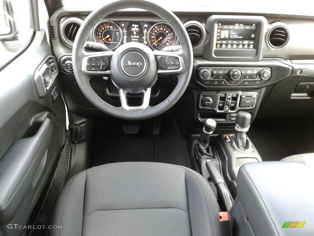 2020 Jeep Gladiator Sport 4x4 Black Dashboard Photo #133778709