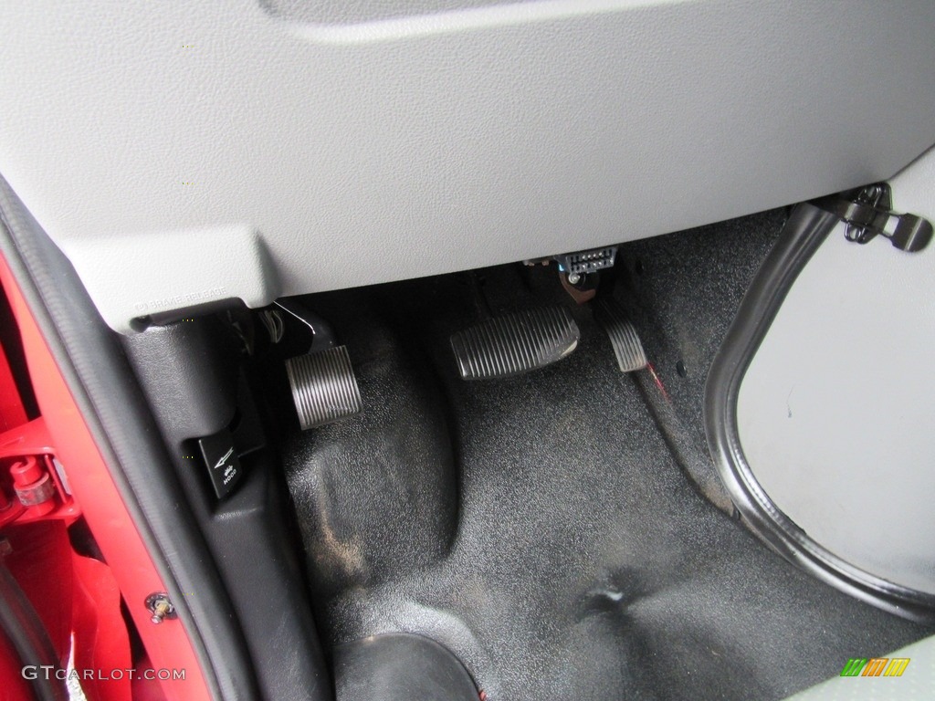 2014 E-Series Van E250 Cargo Van - Vermillion Red / Medium Flint photo #24