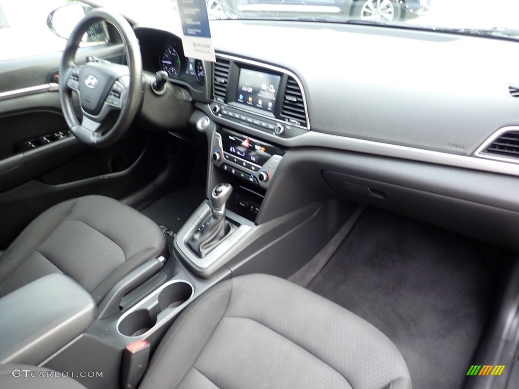 Black Interior 2017 Hyundai Elantra Value Edition Photo #133780035