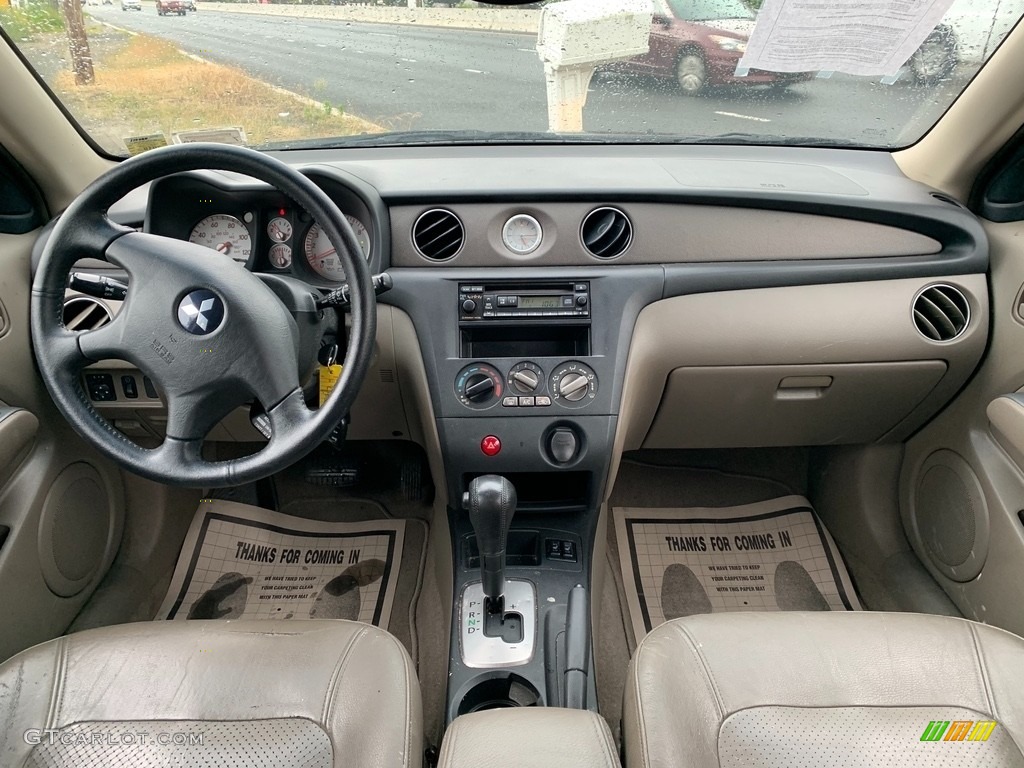 2003 Outlander XLS 4WD - Labrador Black Pearl / Charcoal photo #14