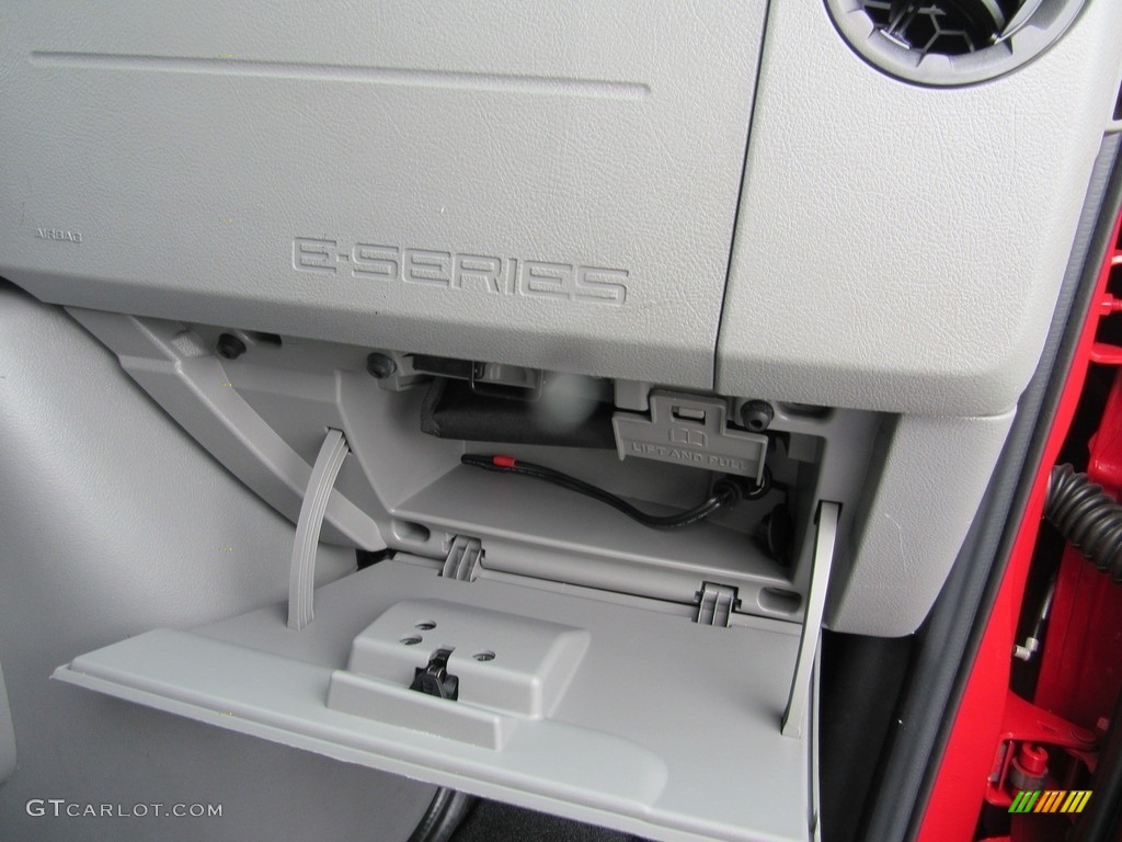 2014 E-Series Van E250 Cargo Van - Vermillion Red / Medium Flint photo #43