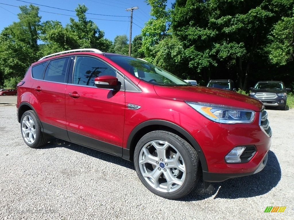 2019 Escape Titanium 4WD - Ruby Red / Chromite Gray/Charcoal Black photo #9