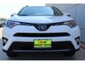 Super White - RAV4 XLE Photo No. 3