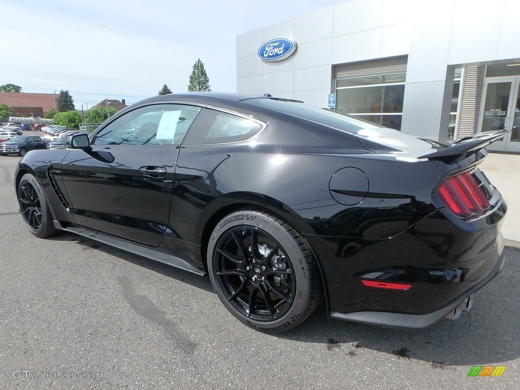 2019 Mustang Shelby GT350 - Shadow Black / GT350 Ebony Leather/Miko Suede photo #8