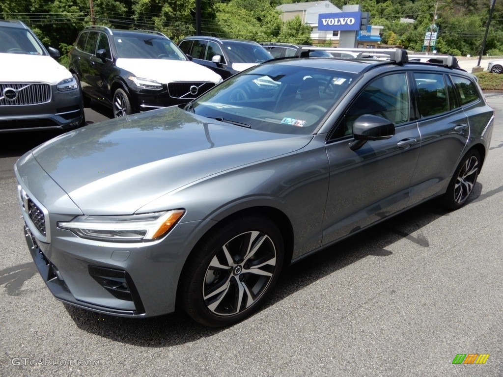 Osmium Grey Metallic 2019 Volvo V60 T6 AWD R-Design Exterior Photo #133814921