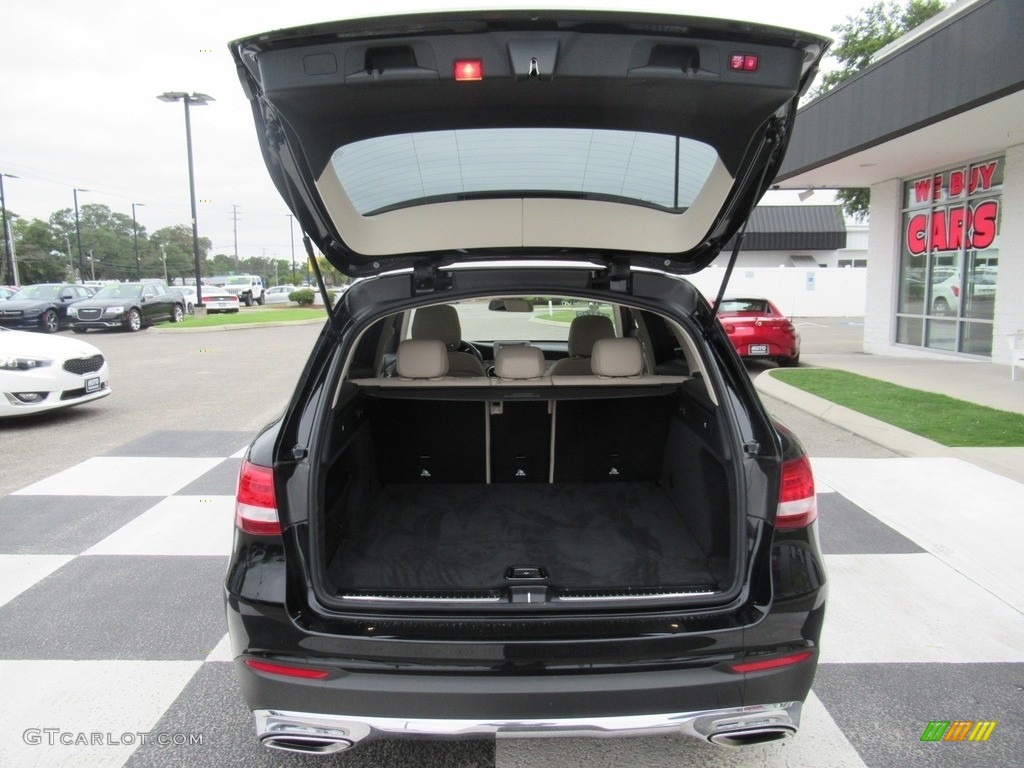 2019 GLC 300 4Matic - Black / Silk Beige/Black photo #5