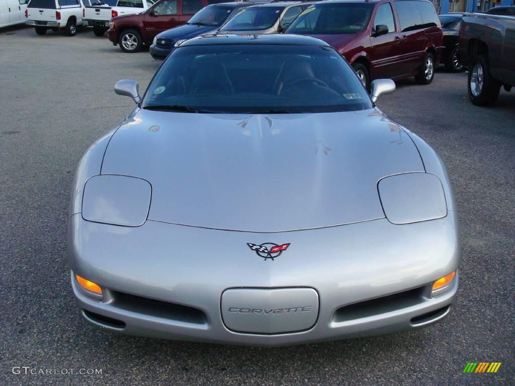 2004 Corvette Coupe - Machine Silver Metallic / Black photo #3