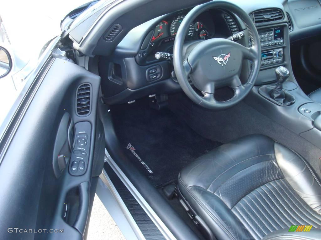 2004 Corvette Coupe - Machine Silver Metallic / Black photo #12