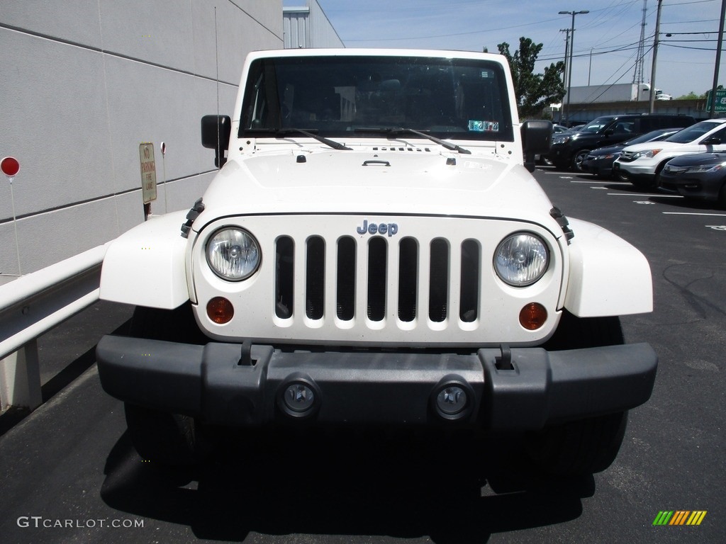 2010 Wrangler Unlimited Sahara 4x4 - Stone White / Dark Slate Gray/Medium Slate Gray photo #8