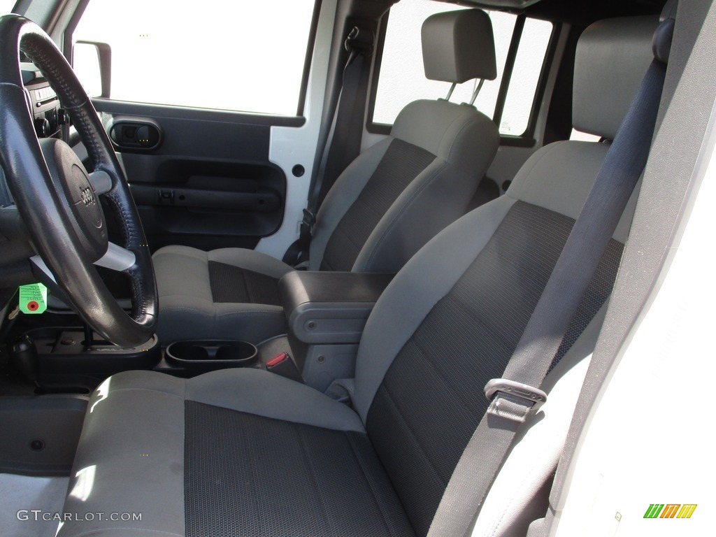 2010 Wrangler Unlimited Sahara 4x4 - Stone White / Dark Slate Gray/Medium Slate Gray photo #12
