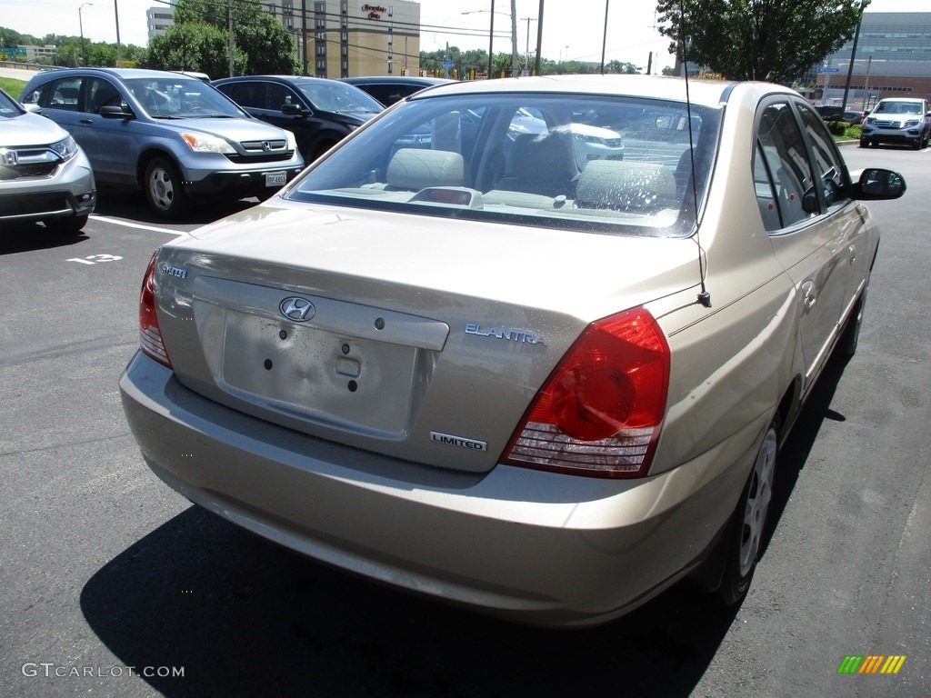 2006 Elantra GLS Sedan - Champagne Beige / Beige photo #5