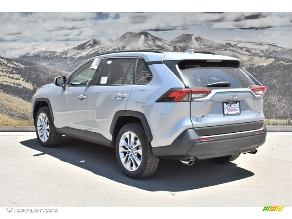 2019 RAV4 XLE AWD - Silver Sky Metallic / Black photo #3