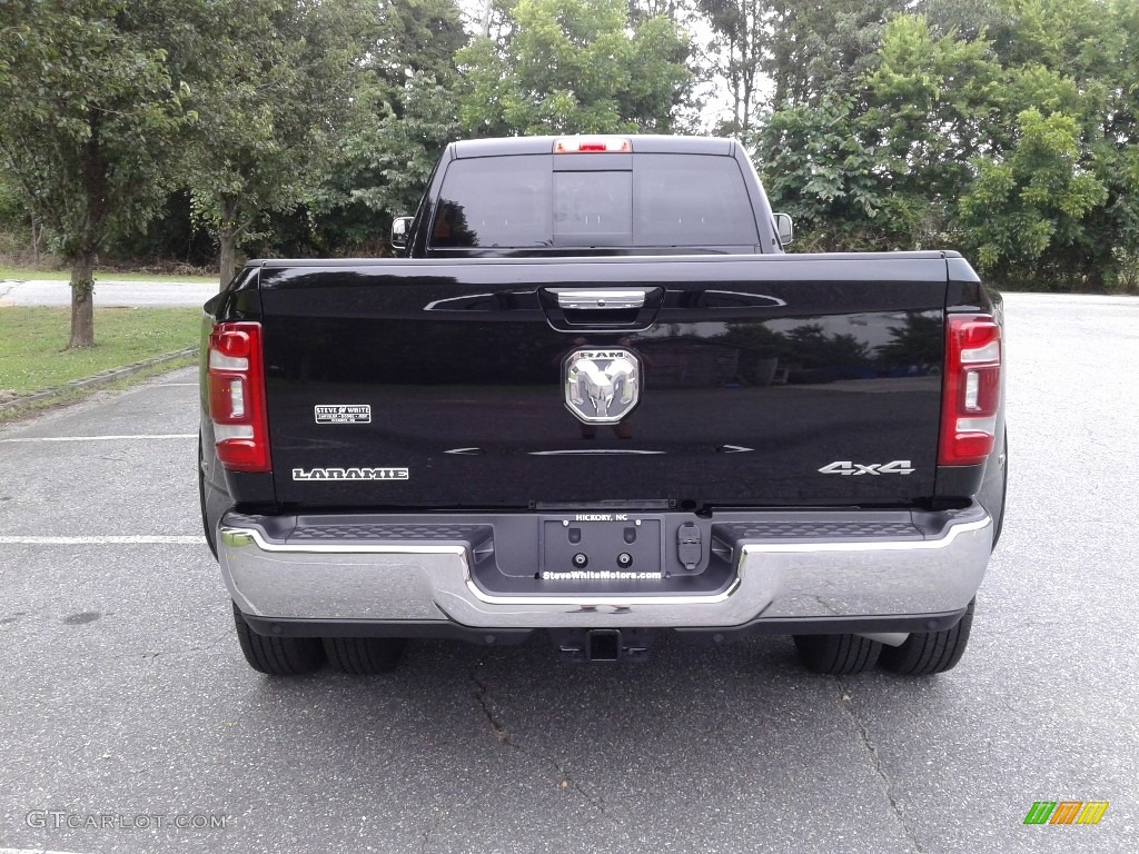 2019 Ram 3500 Laramie Crew Cab 4x4 Marks and Logos Photos