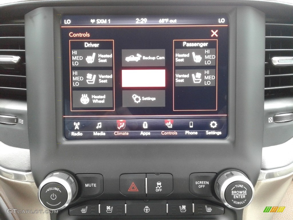 2019 Ram 3500 Laramie Crew Cab 4x4 Controls Photo #133826471