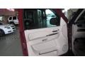 Red-E - Escalade EXT AWD Photo No. 7