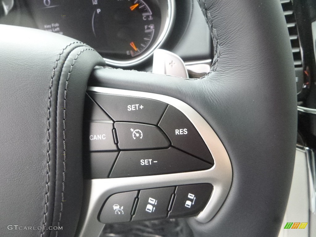 2019 Jeep Grand Cherokee Summit 4x4 Indigo/Ski Gray Steering Wheel Photo #133829253