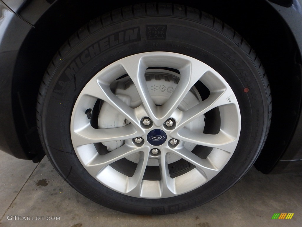 2019 Ford Fusion SE Wheel Photos