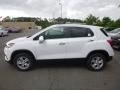 Summit White - Trax LT AWD Photo No. 2