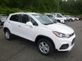 Summit White - Trax LT AWD Photo No. 7