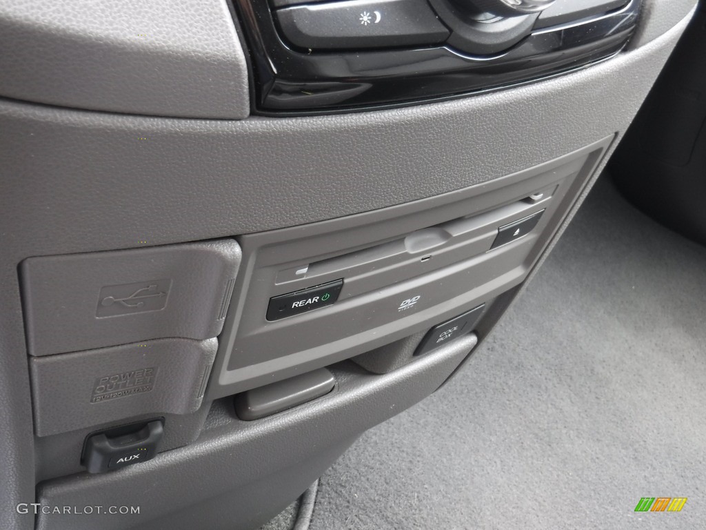 2016 Odyssey EX-L - Smoky Topaz Metallic / Truffle photo #19