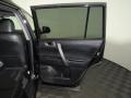 Black - Highlander SE 4WD Photo No. 27