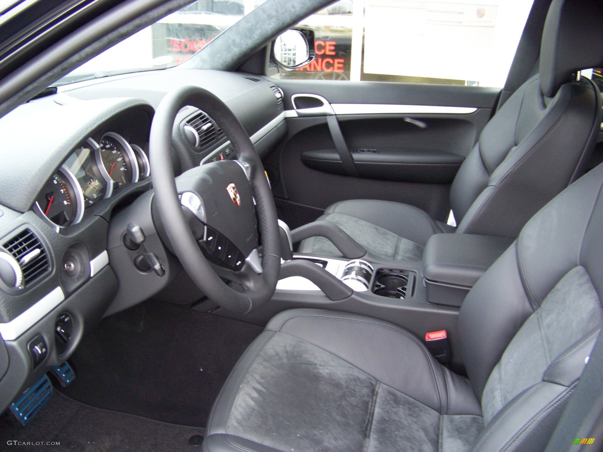 2008 Cayenne GTS - Black / Black photo #4
