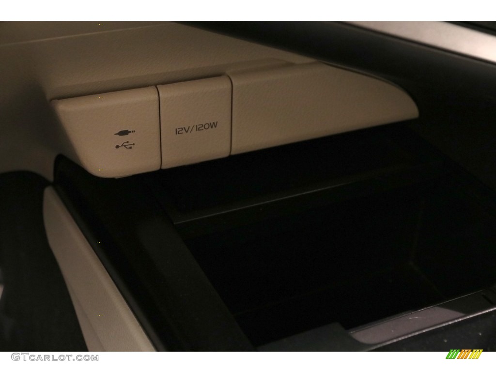 2018 Camry LE - Ruby Flare Pearl / Macadamia photo #19