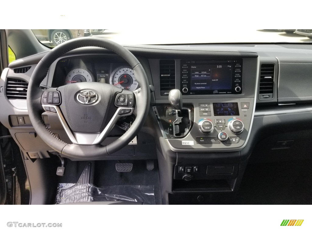 2020 Sienna SE - Midnight Black Metallic / Black photo #4