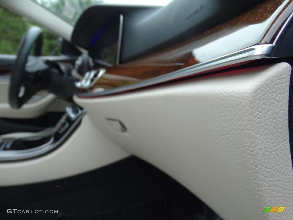 2018 E 300 Sedan - Emerald Green Metallic / Macchiato Beige/Black photo #32