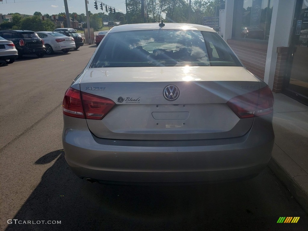 2014 Passat TDI SE - Tungsten Silver Metallic / Titan Black photo #36