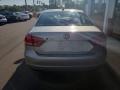 Tungsten Silver Metallic - Passat TDI SE Photo No. 36