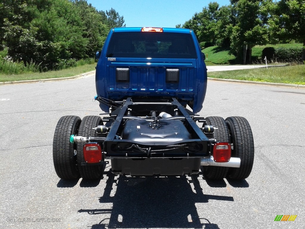 2019 3500 Tradesman Crew Cab 4x4 Chassis - Blue Streak Pearl / Black/Diesel Gray photo #7