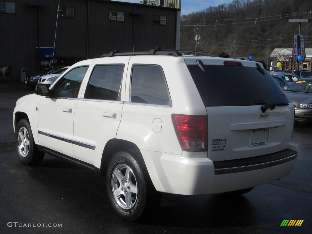 2006 Grand Cherokee Limited 4x4 - Stone White / Dark Khaki/Light Graystone photo #4