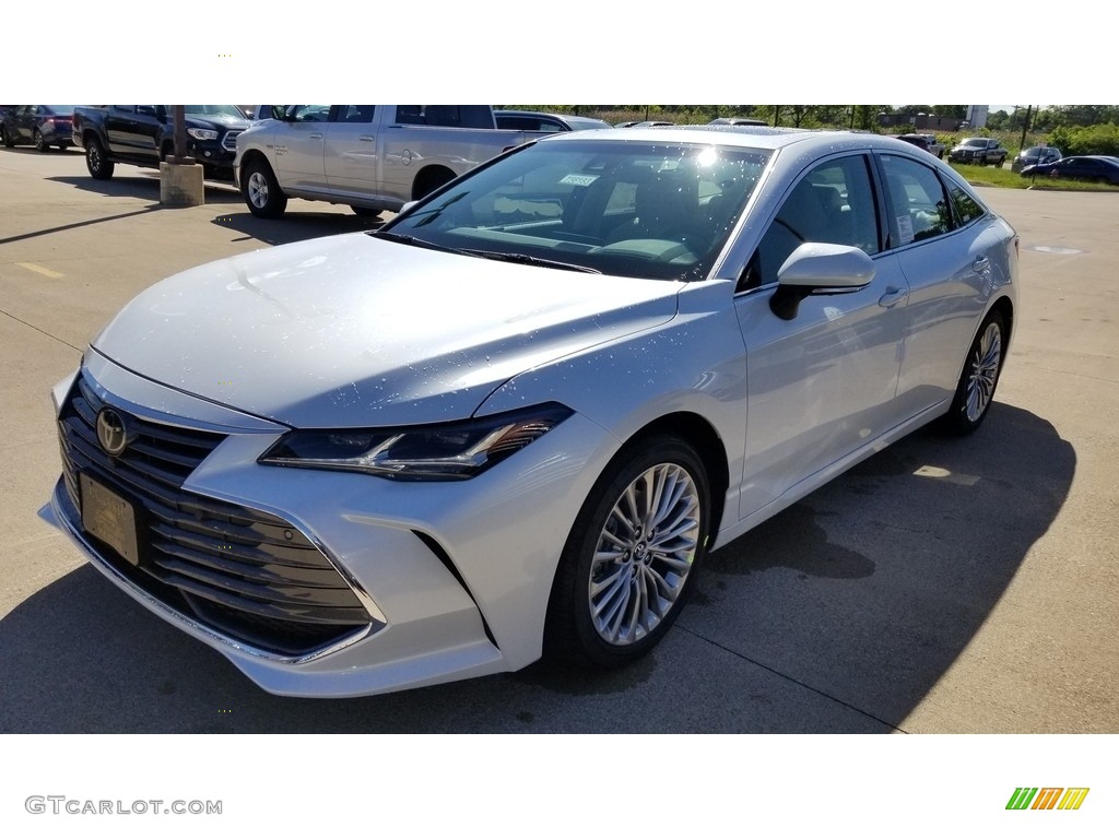 2019 Avalon Limited - Wind Chill Pearl / Beige photo #1