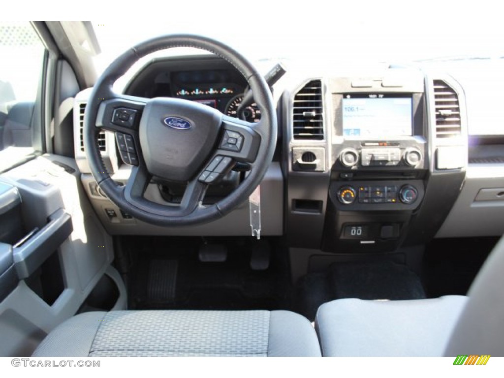 2016 F150 XLT SuperCrew - Shadow Black / Medium Earth Gray photo #19