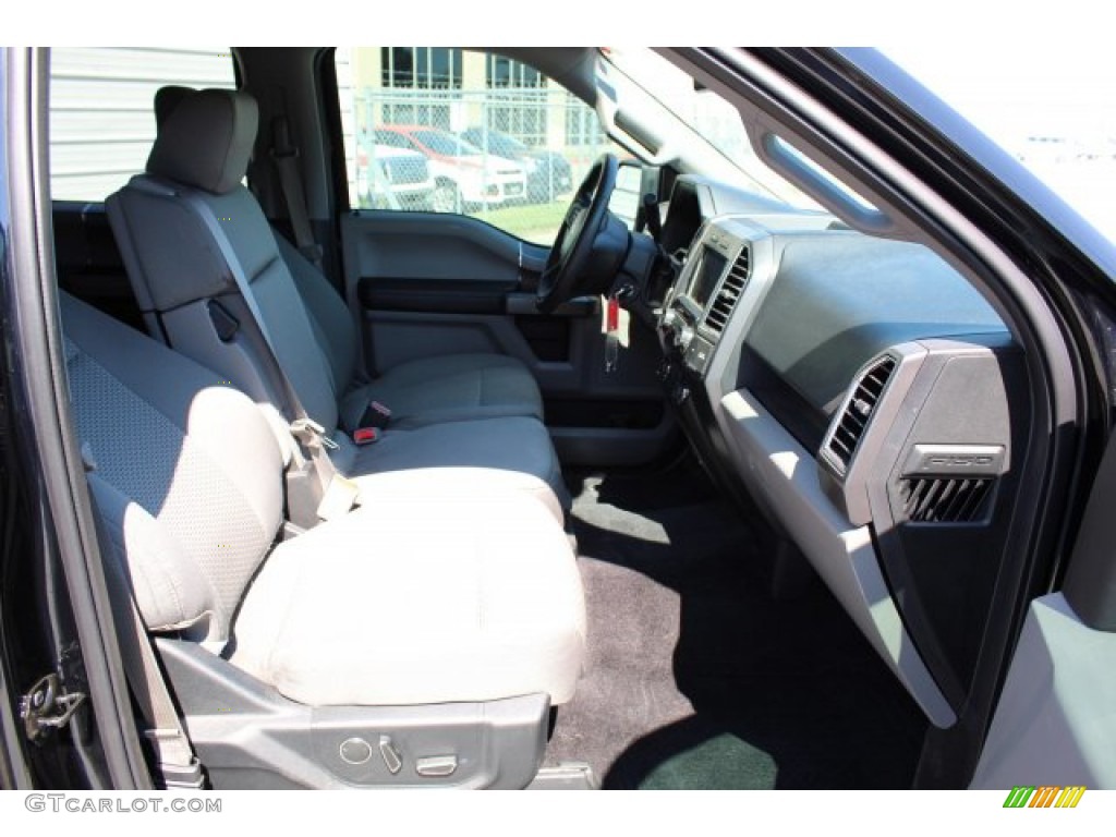 2016 F150 XLT SuperCrew - Shadow Black / Medium Earth Gray photo #24