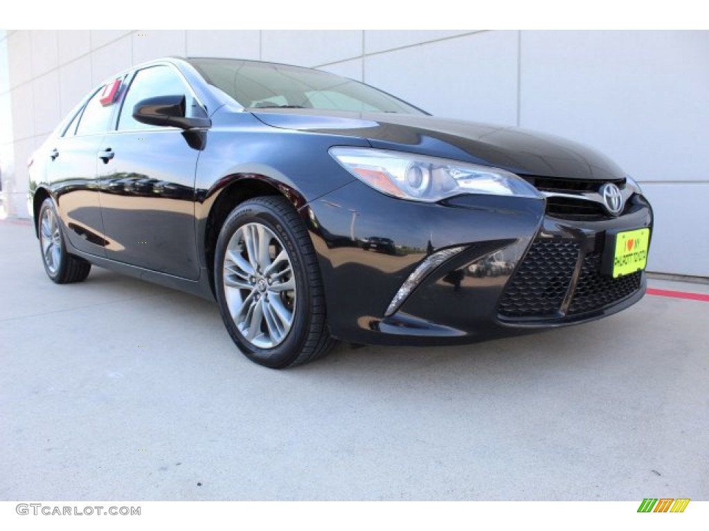 2015 Camry SE - Attitude Black Metallic / Black photo #1