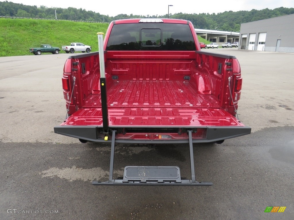 2018 F150 SVT Raptor SuperCrew 4x4 - Ruby Red / Raptor Black photo #14