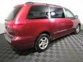 2004 Salsa Red Pearl Toyota Sienna LE  photo #15