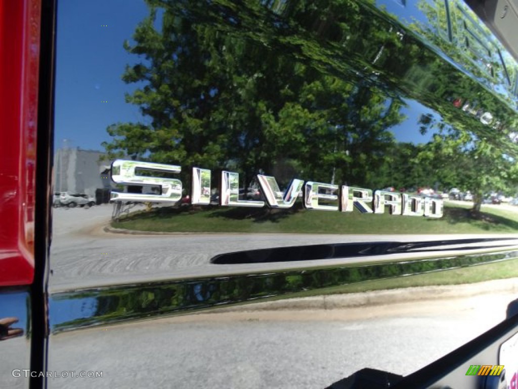 2019 Chevrolet Silverado 1500 WT Crew Cab Marks and Logos Photo #133874570