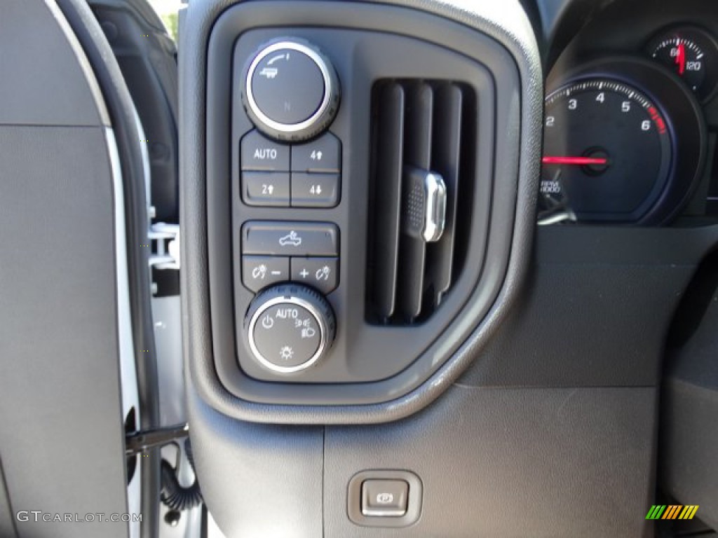 2019 Chevrolet Silverado 1500 WT Crew Cab 4WD Controls Photo #133877507