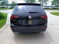 Deep Black Pearl - Tiguan S Photo No. 5
