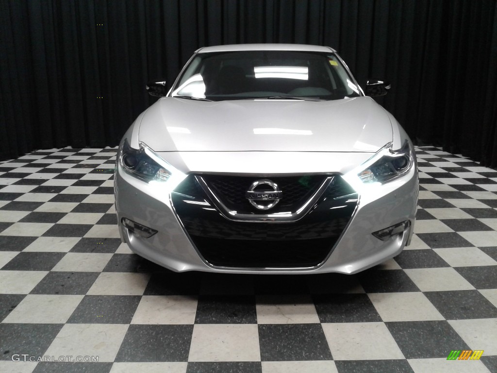 2018 Maxima SV - Brilliant Silver / Charcoal photo #3