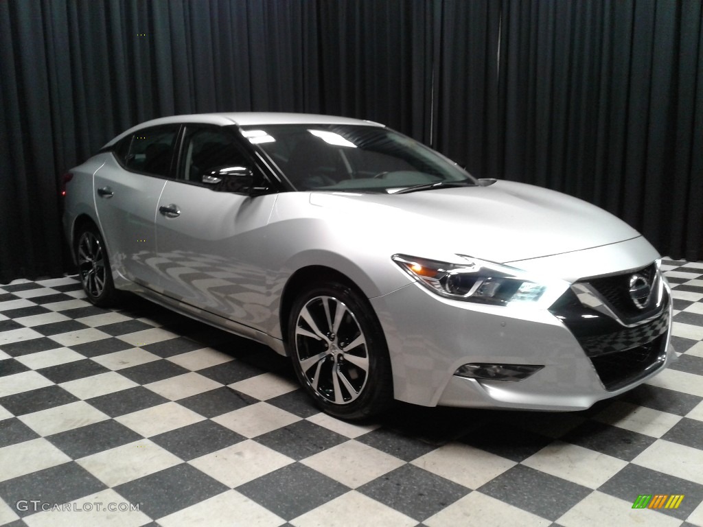 2018 Maxima SV - Brilliant Silver / Charcoal photo #4