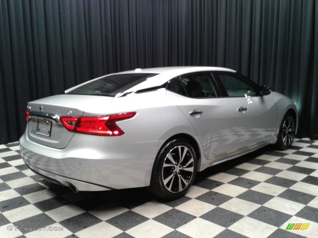 2018 Maxima SV - Brilliant Silver / Charcoal photo #6