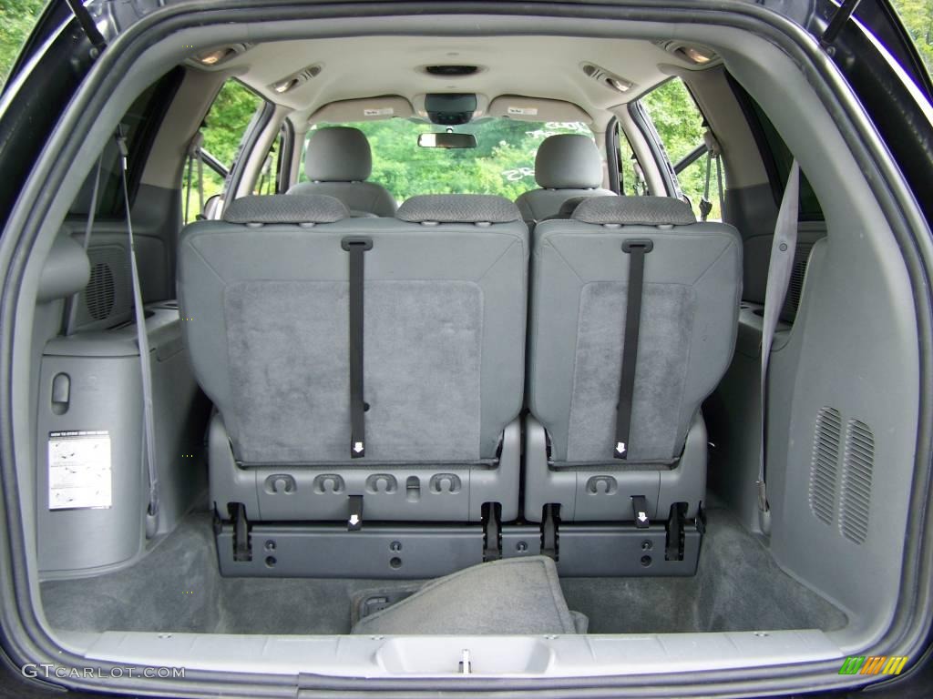2005 Grand Caravan SXT - Brilliant Black Crystal Pearl / Medium Slate Gray photo #8