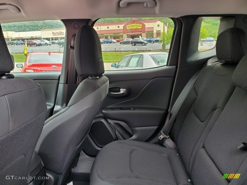 2019 Renegade Latitude 4x4 - Omaha Orange / Black photo #12