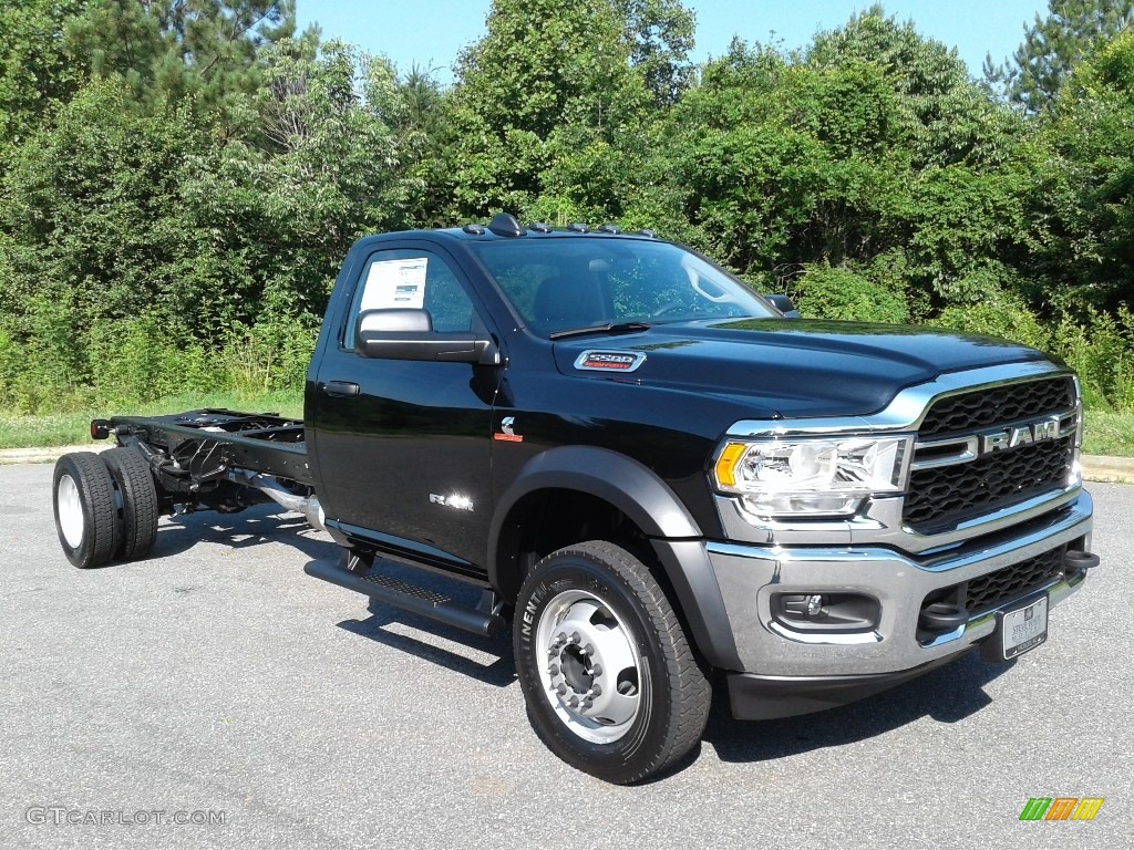 Diamond Black Crystal Pearl 2019 Ram 5500 Tradesman Regular Cab Chassis Exterior Photo #133888584