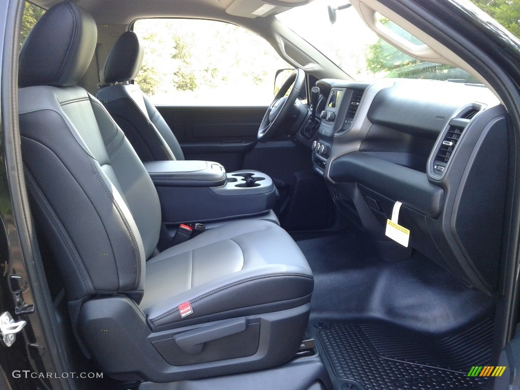 Black/Diesel Gray Interior 2019 Ram 5500 Tradesman Regular Cab Chassis Photo #133888902