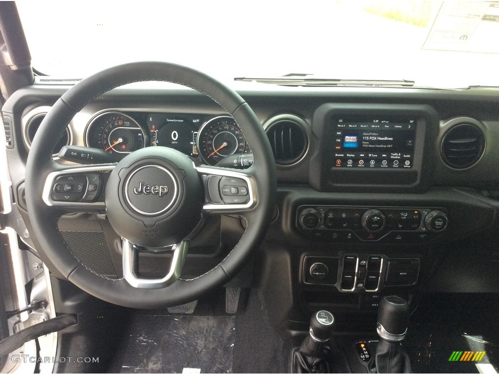 2020 Jeep Gladiator Sport 4x4 Black Dashboard Photo #133889517